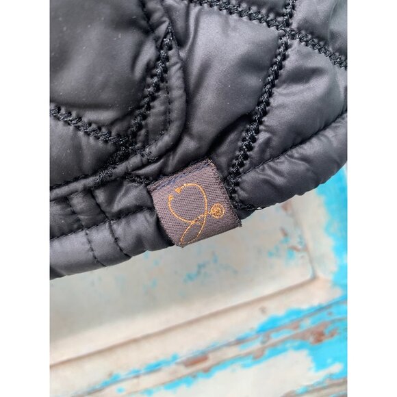 Jaannu Womans XL Reversible Puffer Vest Black / BLK / WHT Flowers Pockets - Picture 4 of 14